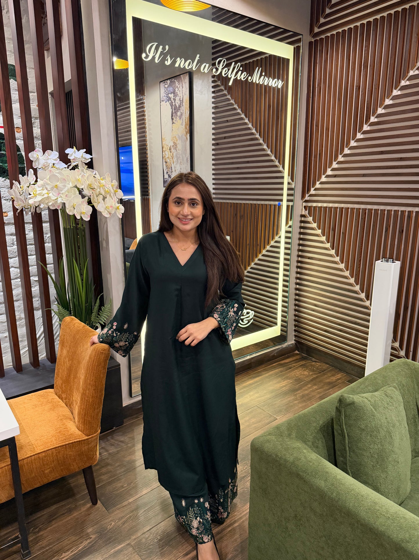 Mehwar 2 Pcs - Original Designer Outfit