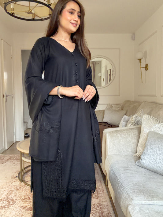 BLACK PETAL 🖤 3Piece