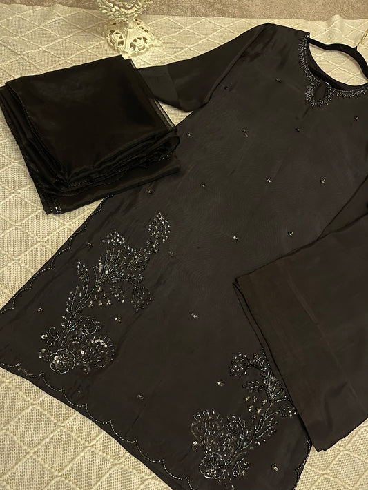 “Midnight Majesty”